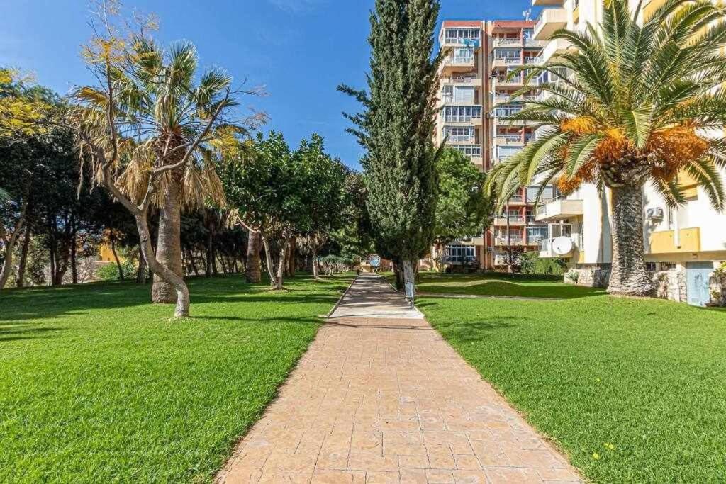 797 Holiday Rentals - Equipado Estudio Cerca Del Parque La Paloma 贝纳尔马德纳 外观 照片